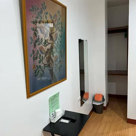 Seascape Lodging House Coron Room photo